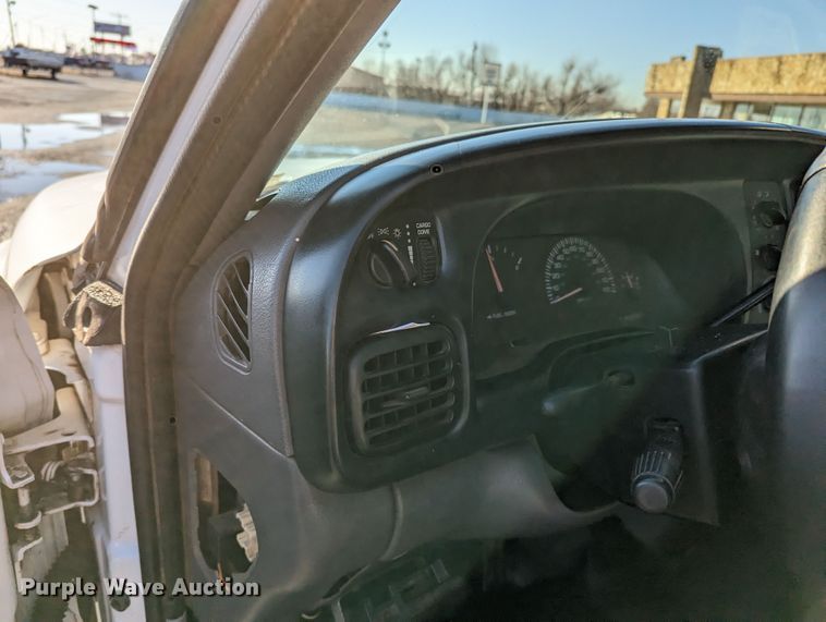 image for item LF9560 1999 Dodge Ram 2500  pickup truck