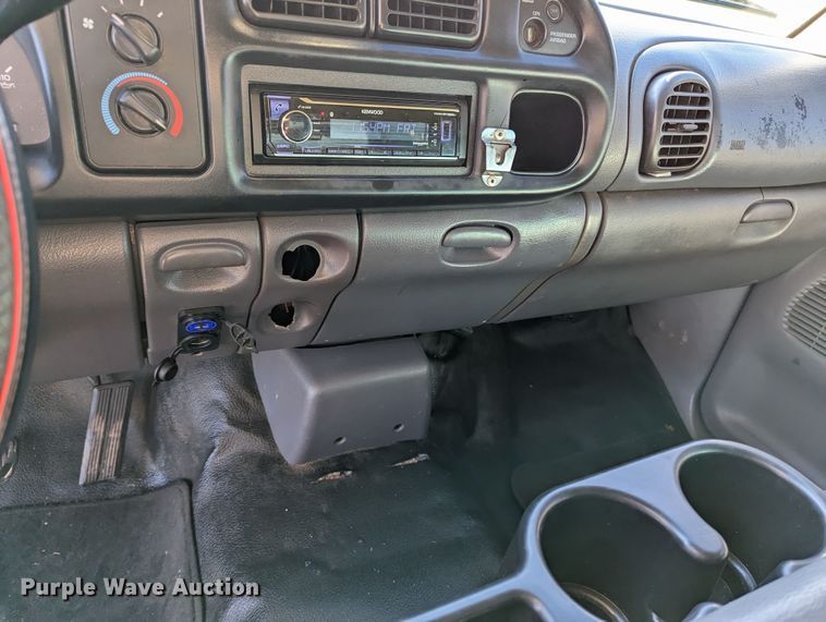 image for item LF9560 1999 Dodge Ram 2500  pickup truck