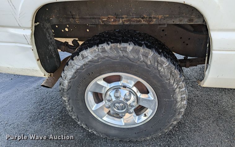 image for item LF9560 1999 Dodge Ram 2500  pickup truck