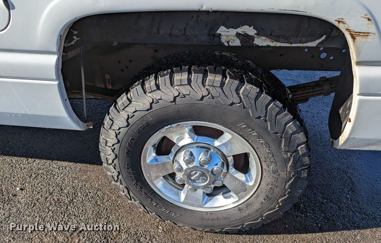 image for item LF9560 1999 Dodge Ram 2500  pickup truck