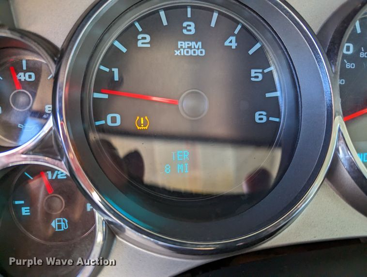 image for item LF9561 2010  Chevrolet Silverado 2500HD LT  Crew Cab pickup truck