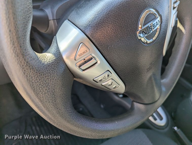 image for item LF9563 2015 Nissan Versa SL