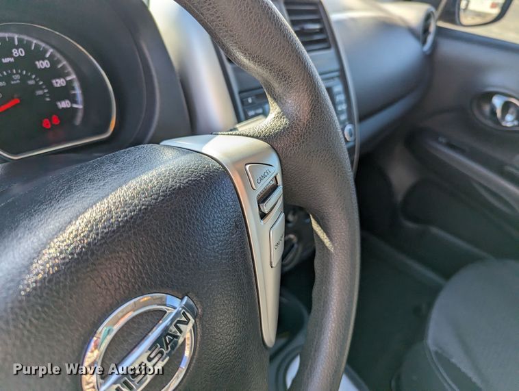 image for item LF9563 2015 Nissan Versa SL