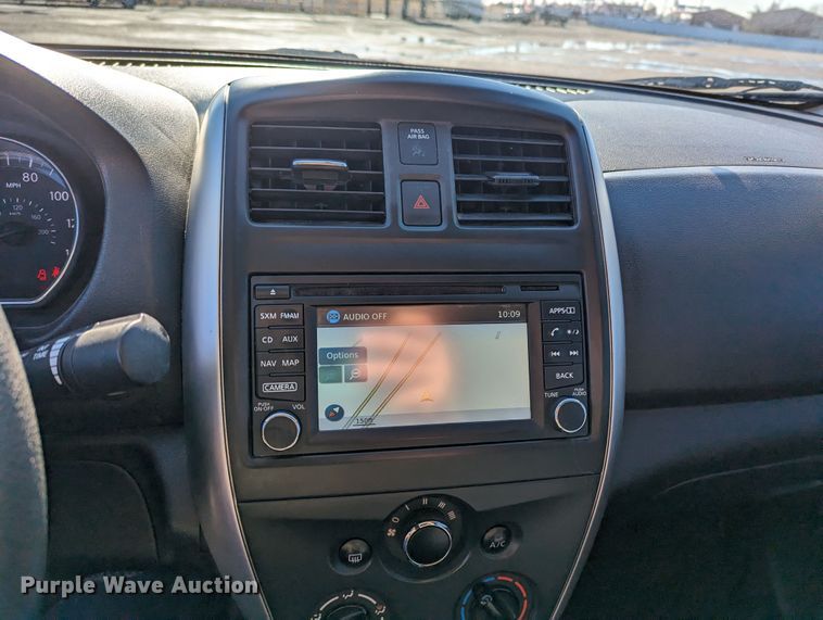 image for item LF9563 2015 Nissan Versa SL