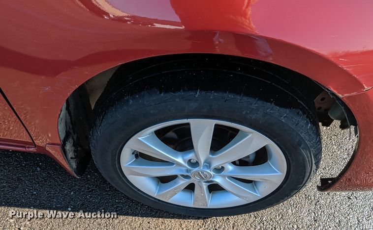 image for item LF9563 2015 Nissan Versa SL