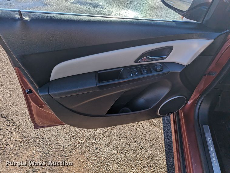 image for item LF9564 2012  Chevrolet Cruze LT