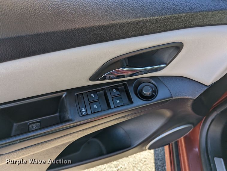 image for item LF9564 2012  Chevrolet Cruze LT