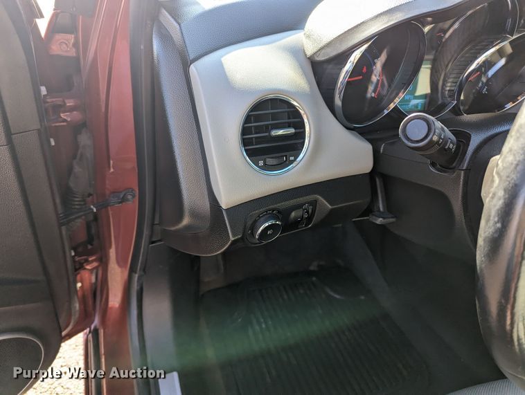 image for item LF9564 2012  Chevrolet Cruze LT