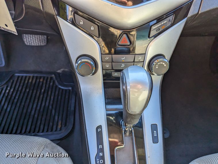 image for item LF9564 2012  Chevrolet Cruze LT