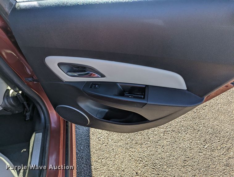 image for item LF9564 2012  Chevrolet Cruze LT