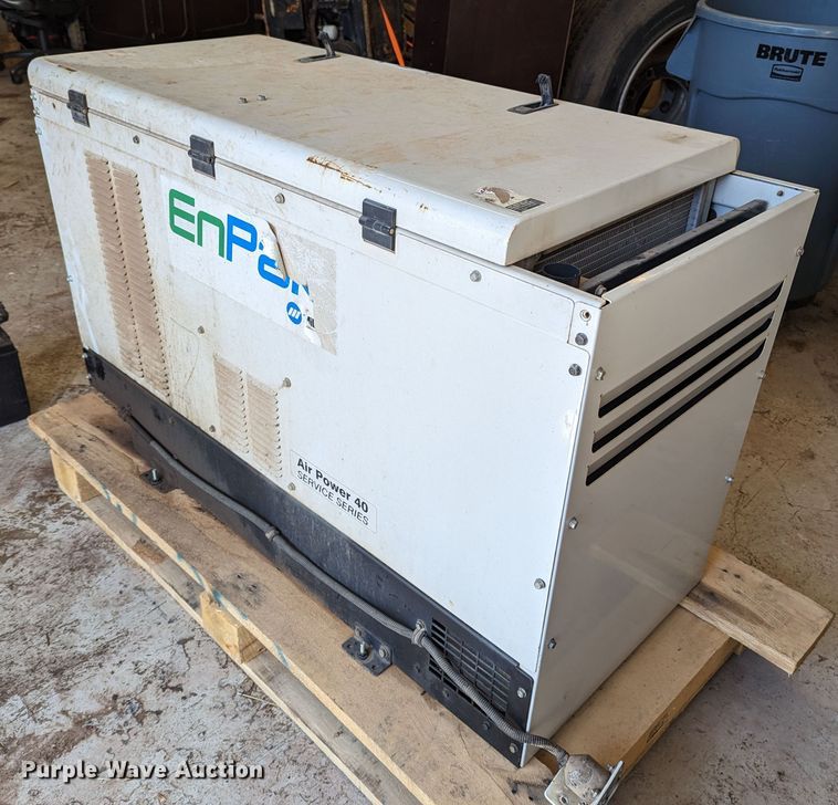 image for item LF9565 Miller EnPak  air compressor