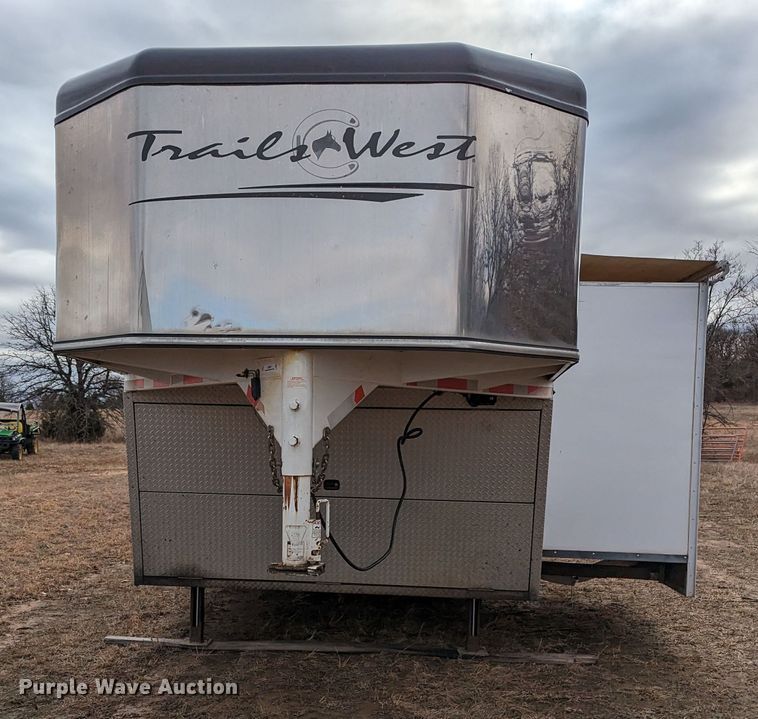 image for item LF9567 2014 Trail West  livestock trailer