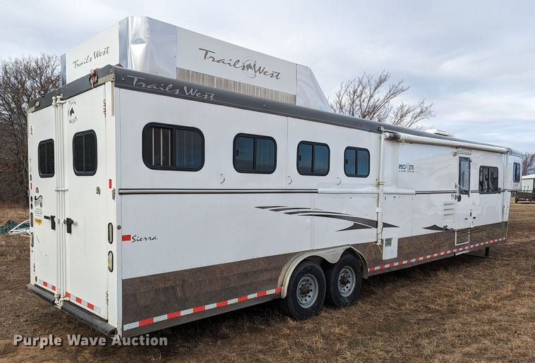 image for item LF9567 2014 Trail West  livestock trailer