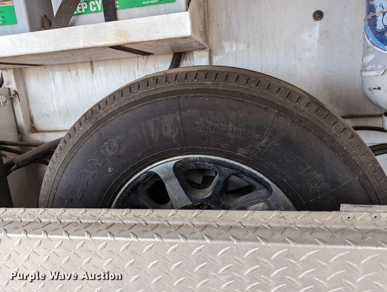 image for item LF9567 2014 Trail West  livestock trailer