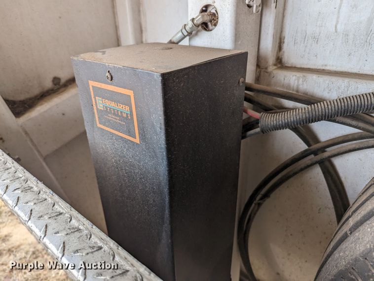 image for item LF9567 2014 Trail West  livestock trailer