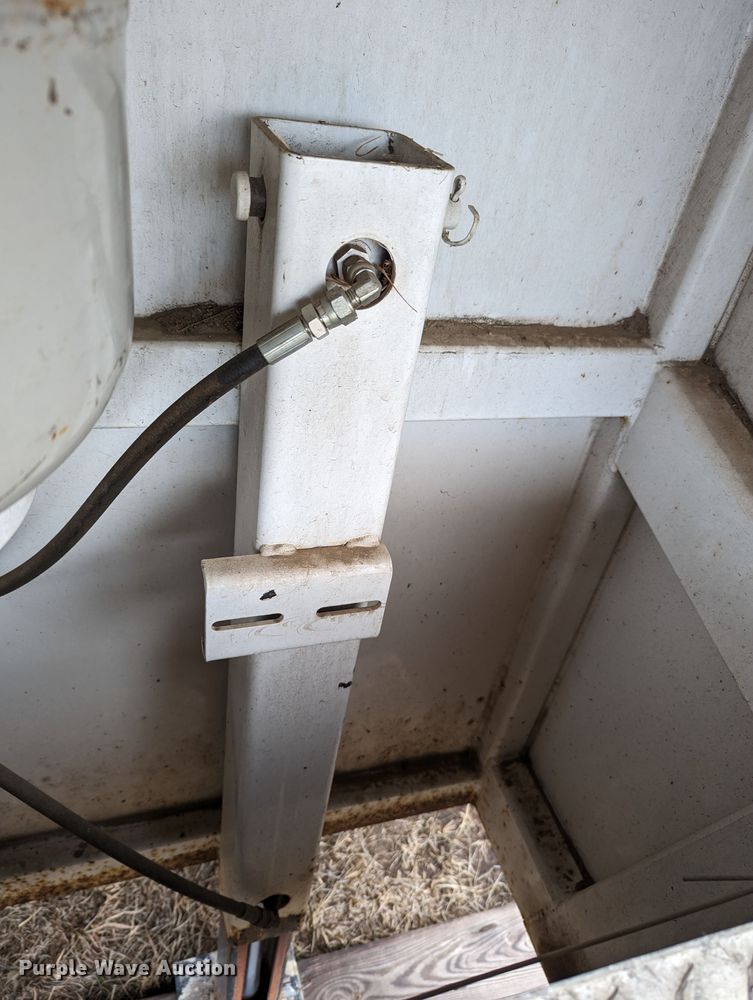 image for item LF9567 2014 Trail West  livestock trailer