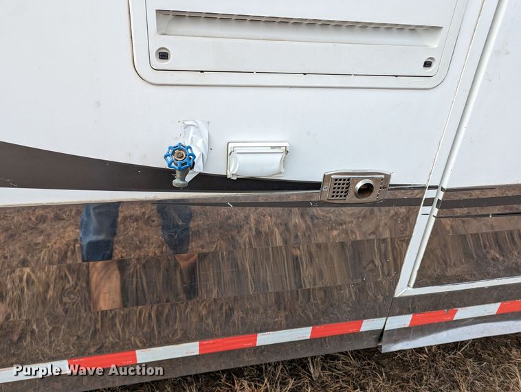 image for item LF9567 2014 Trail West  livestock trailer