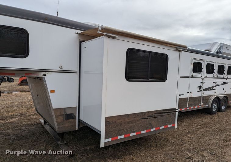 image for item LF9567 2014 Trail West  livestock trailer