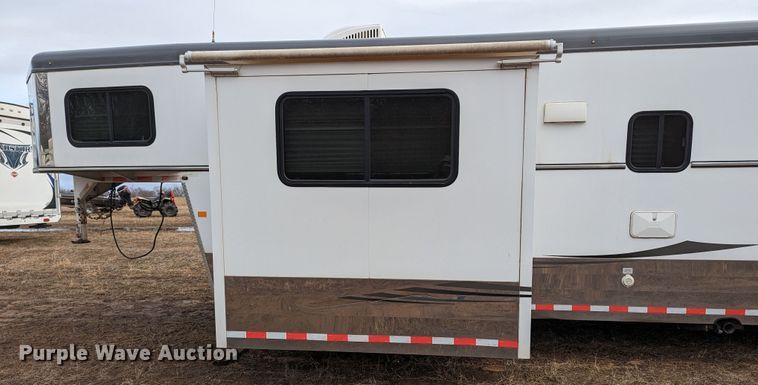 image for item LF9567 2014 Trail West  livestock trailer