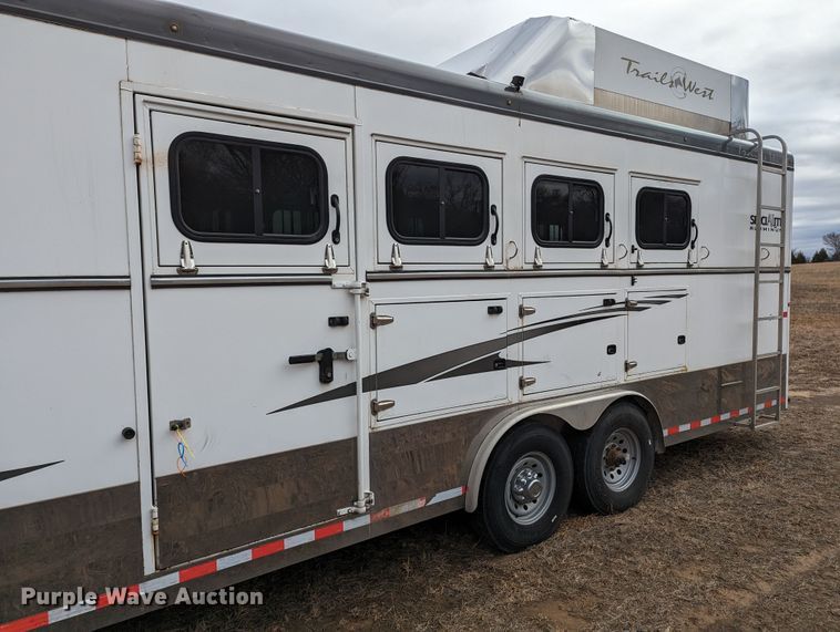 image for item LF9567 2014 Trail West  livestock trailer