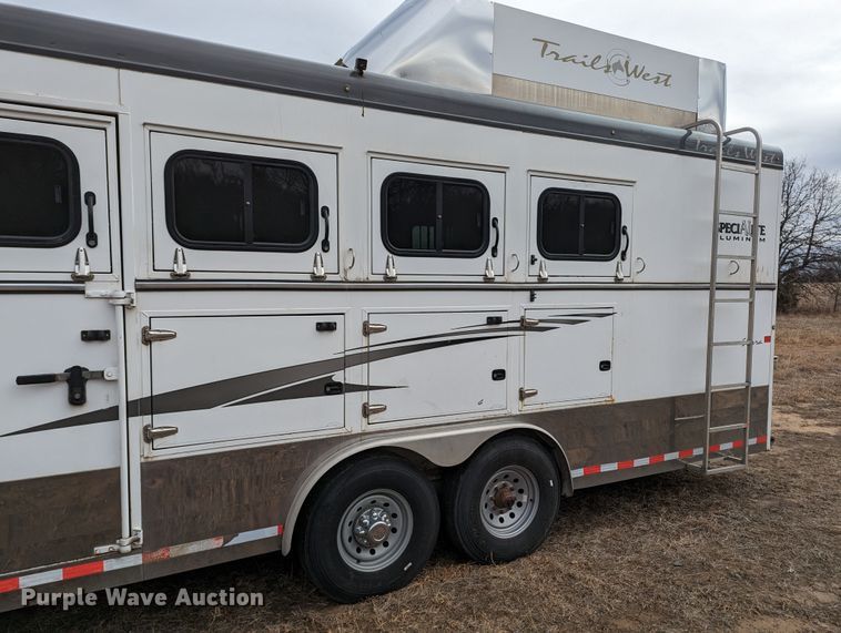 image for item LF9567 2014 Trail West  livestock trailer