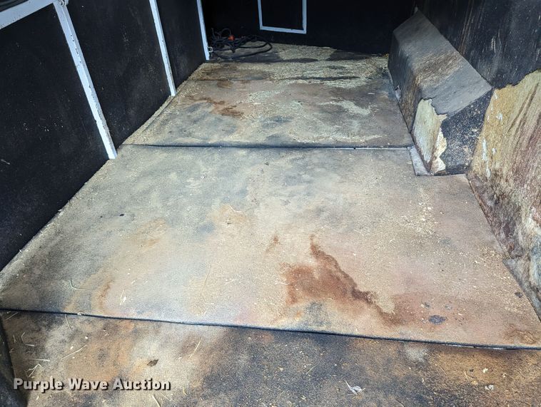 image for item LF9567 2014 Trail West  livestock trailer