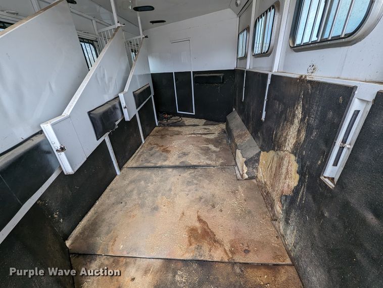 image for item LF9567 2014 Trail West  livestock trailer