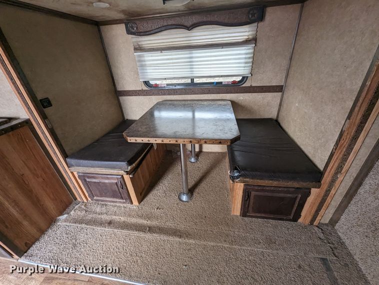 image for item LF9567 2014 Trail West  livestock trailer