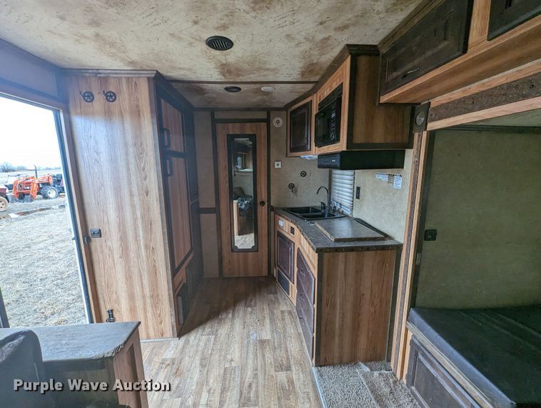 image for item LF9567 2014 Trail West  livestock trailer