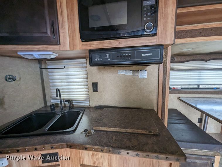 image for item LF9567 2014 Trail West  livestock trailer