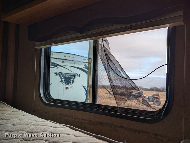 image for item LF9567 2014 Trail West  livestock trailer