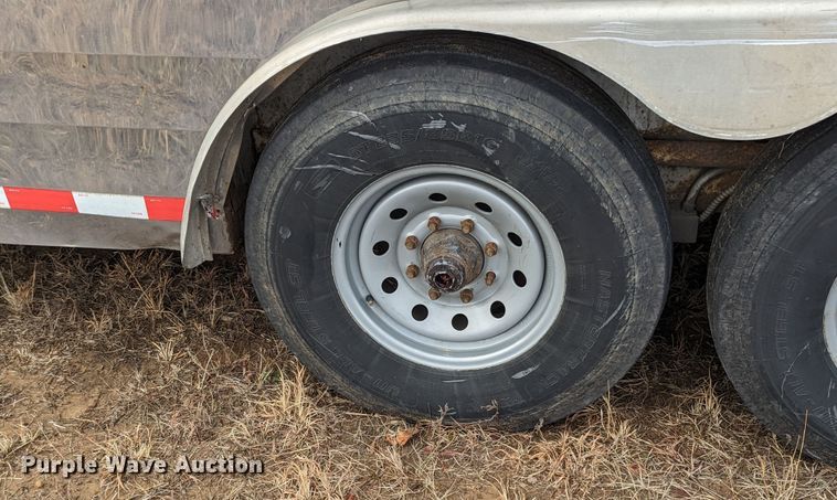 image for item LF9567 2014 Trail West  livestock trailer