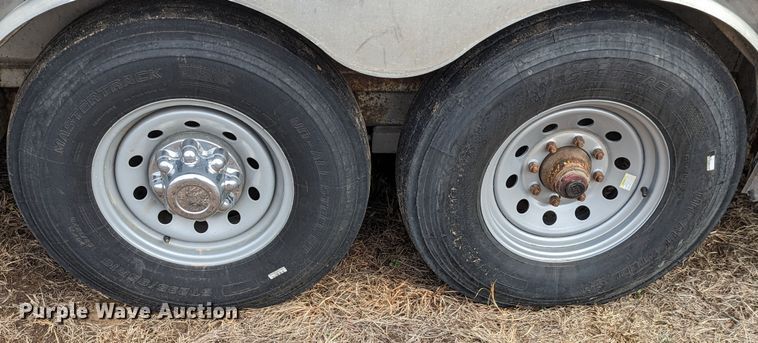 image for item LF9567 2014 Trail West  livestock trailer