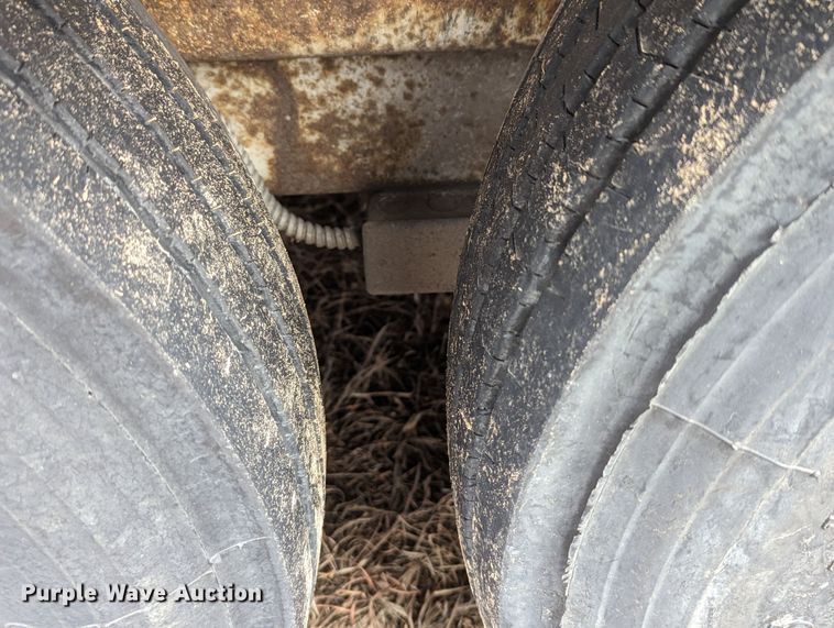 image for item LF9567 2014 Trail West  livestock trailer