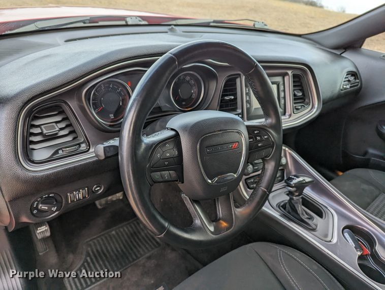 image for item LF9570 2017 Dodge Challenger