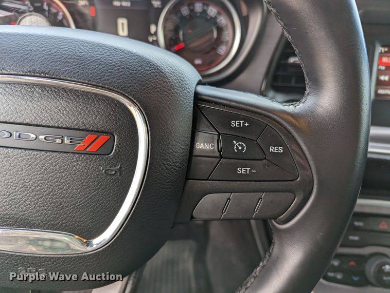 image for item LF9570 2017 Dodge Challenger