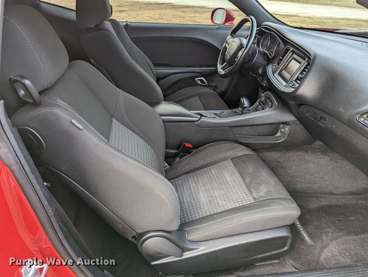 image for item LF9570 2017 Dodge Challenger