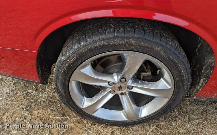 image for item LF9570 2017 Dodge Challenger