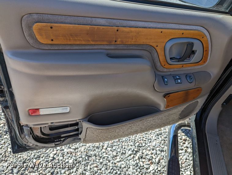 image for item LF9571 1997 Chevrolet K1500  Ext. Cab pickup truck