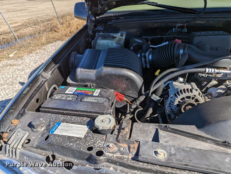 image for item LF9571 1997 Chevrolet K1500  Ext. Cab pickup truck