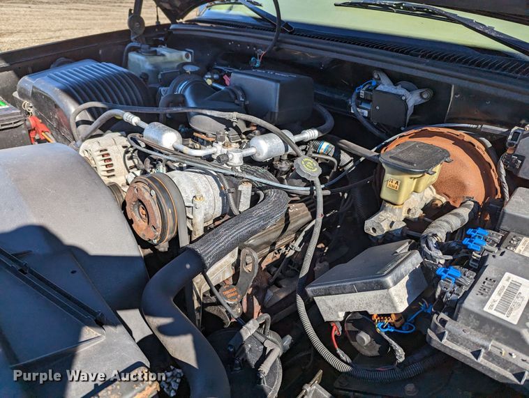 image for item LF9571 1997 Chevrolet K1500  Ext. Cab pickup truck