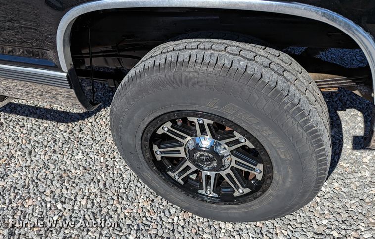 image for item LF9571 1997 Chevrolet K1500  Ext. Cab pickup truck