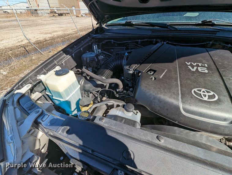 image for item LF9573 2013 Toyota Tacoma  Access Cab pickup truck