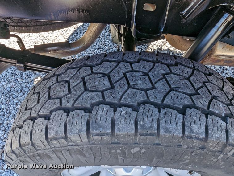 image for item LF9573 2013 Toyota Tacoma  Access Cab pickup truck