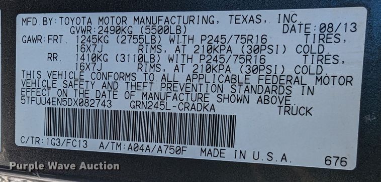image for item LF9573 2013 Toyota Tacoma  Access Cab pickup truck