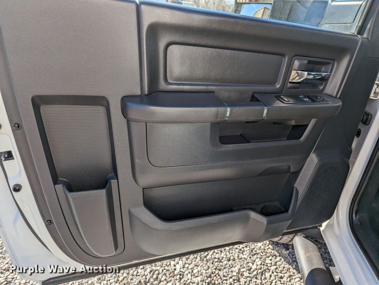 image for item LF9574 2012 Dodge Ram 4500HD  box truck