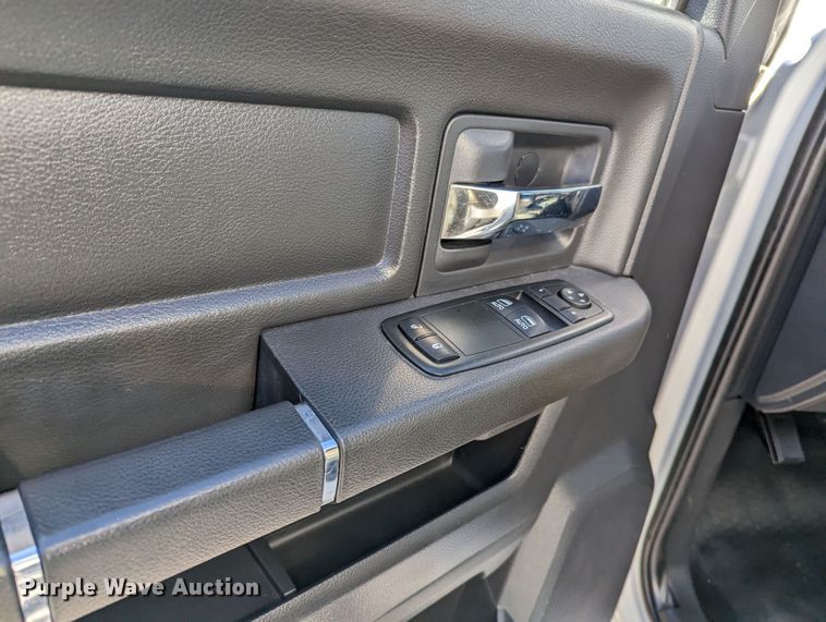 image for item LF9574 2012 Dodge Ram 4500HD  box truck