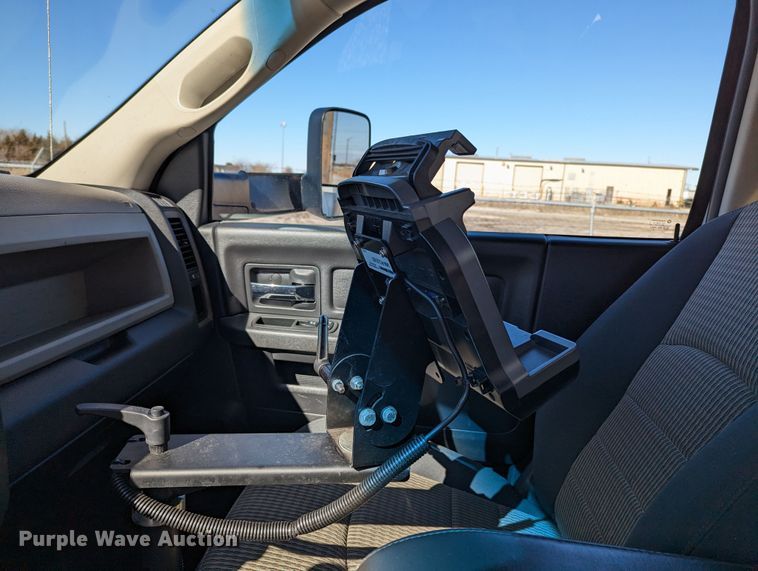 image for item LF9574 2012 Dodge Ram 4500HD  box truck