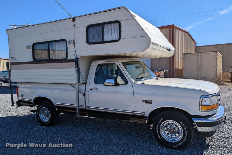 image for item LF9575 1993 Ford F150  pickup truck