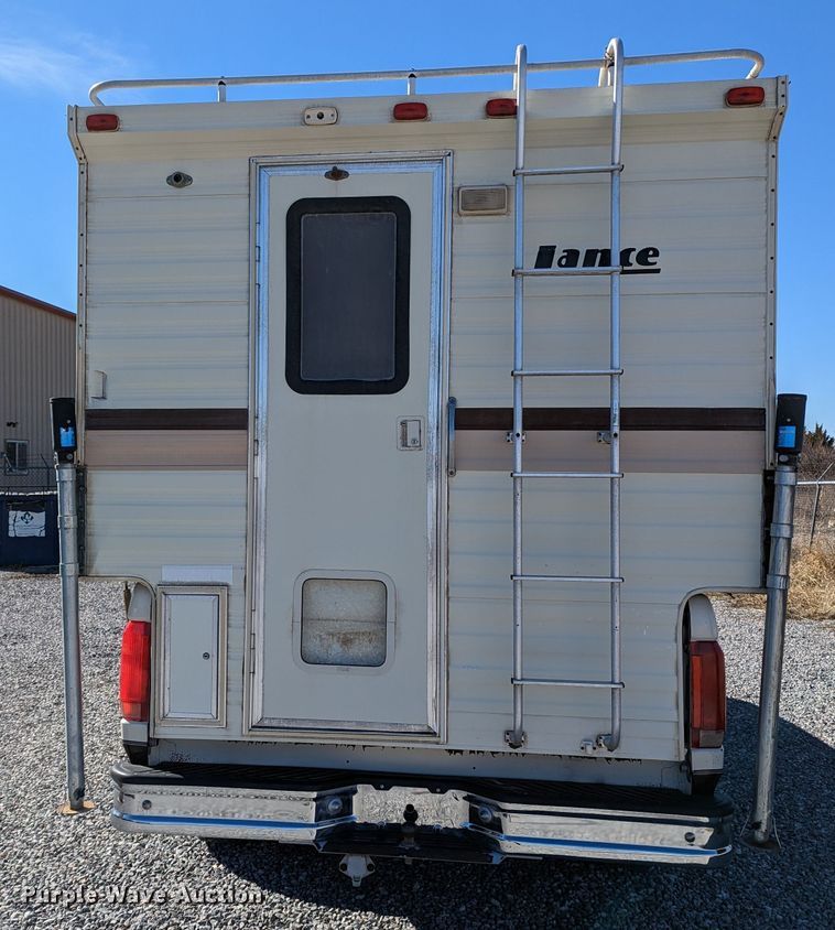 image for item LF9575 1993 Ford F150  pickup truck